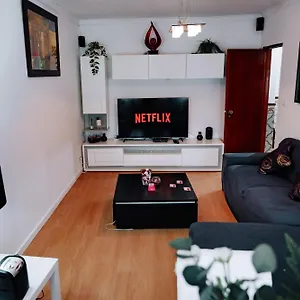 Family-friendly And Cozy 3-bedroom In , Lisboa Portugal